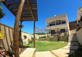 Foto 1 de Casa de Condomínio com 2 Quartos à venda, 92m² em Jardim Pero, Cabo Frio