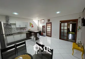 Foto 1 de Casa com 3 Quartos à venda, 160m² em Jansen, Gravataí