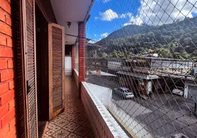 Foto 1 de Casa com 3 Quartos para alugar, 95m² em Correas, Petrópolis