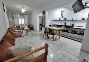 Foto 1 de Kitnet à venda, 38m² em Vila Guilhermina, Praia Grande