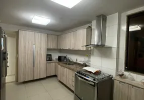 Foto 1 de Apartamento com 3 Quartos à venda, 120m² em Jardim Normandia, Volta Redonda