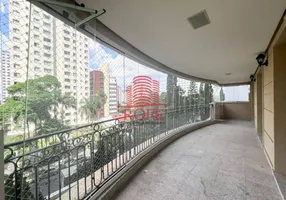 Foto 1 de Apartamento com 3 Quartos à venda, 252m² em Campo Belo, São Paulo