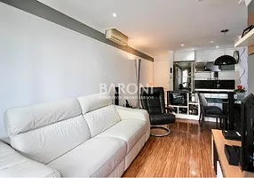 Foto 1 de Apartamento com 2 Quartos à venda, 60m² em Itaim Bibi, São Paulo