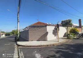 Foto 1 de Casa com 4 Quartos à venda, 165m² em Vila Xavier, Araraquara