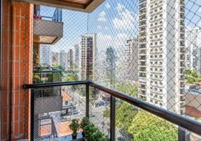 Foto 1 de Apartamento com 3 Quartos à venda, 115m² em Itaim Bibi, São Paulo