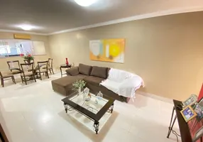 Foto 1 de Casa de Condomínio com 3 Quartos à venda, 196m² em Jardim Imperial, Cuiabá