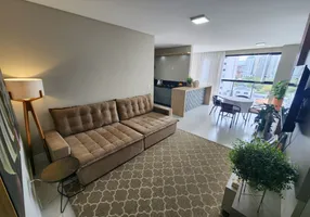 Foto 1 de Apartamento com 3 Quartos à venda, 120m² em Meia Praia, Itapema