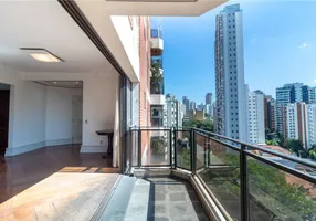 Foto 1 de Apartamento com 4 Quartos à venda, 182m² em Chácara Klabin, São Paulo