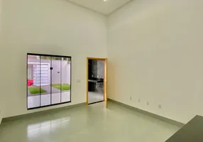 Foto 1 de Casa com 3 Quartos à venda, 107m² em Residencial Brisas da Mata, Goiânia