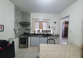 Foto 1 de Casa com 3 Quartos à venda, 135m² em Vila Arapuã, São Paulo