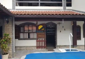 Foto 1 de Casa com 3 Quartos à venda, 200m² em Garatucaia, Angra dos Reis