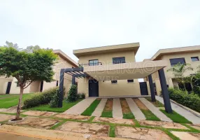 Foto 1 de Casa de Condomínio com 3 Quartos à venda, 260m² em Vila do Golf, Ribeirão Preto