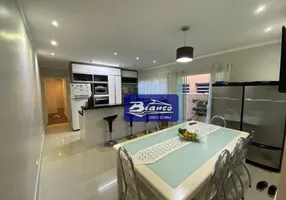 Foto 1 de Sobrado com 4 Quartos à venda, 250m² em Picanço, Guarulhos