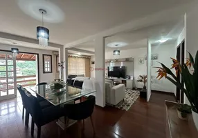 Foto 1 de Casa com 3 Quartos à venda, 160m² em São Pedro, Teresópolis