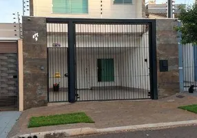 Foto 1 de Casa com 3 Quartos à venda, 180m² em Jardim Italia II, Maringá