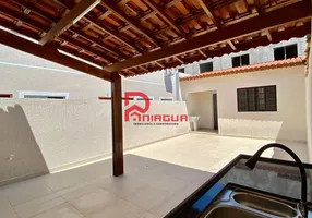 Foto 1 de Casa com 3 Quartos à venda, 103m² em Mirim, Praia Grande