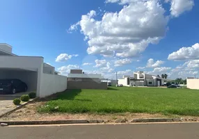 Foto 1 de Lote/Terreno à venda, 250m² em Centro, Saltinho