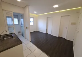 Foto 1 de Apartamento com 1 Quarto para alugar, 33m² em Barra Funda, São Paulo