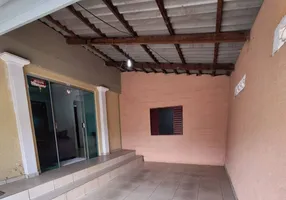Foto 1 de Casa com 3 Quartos à venda, 142m² em Parque Atheneu, Goiânia