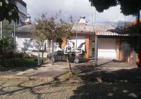 Foto 1 de Casa com 3 Quartos à venda, 190m² em Jardim Lindóia, Porto Alegre