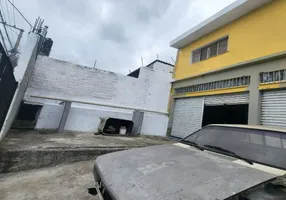 Foto 1 de Sobrado com 3 Quartos à venda, 326m² em Vila Emir, São Paulo