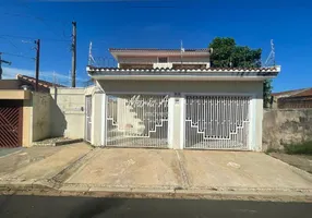 Foto 1 de Sobrado com 3 Quartos à venda, 245m² em Vila Boa Vista, São Carlos