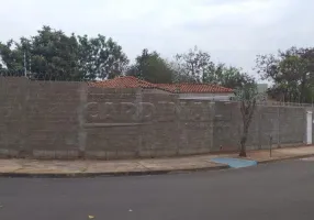 Foto 1 de Casa com 2 Quartos à venda, 67m² em Jardim Aclimação, Araraquara