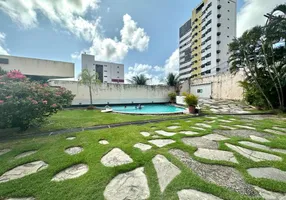 Foto 1 de Apartamento com 4 Quartos à venda, 269m² em Candelária, Natal