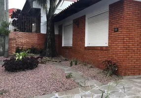 Foto 1 de Casa com 3 Quartos para alugar, 250m² em Jardim do Salso, Porto Alegre