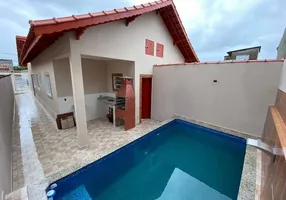 Foto 1 de Casa com 2 Quartos à venda, 59m² em Jardim Magalhães, Itanhaém