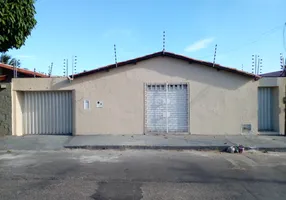 Foto 1 de Casa com 4 Quartos à venda, 380m² em Cidade dos Funcionários, Fortaleza