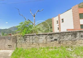 Foto 1 de Lote/Terreno à venda, 300m² em Iúcas, Teresópolis