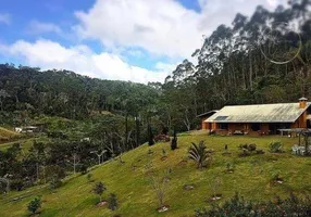 Foto 1 de Fazenda/Sítio com 7 Quartos à venda, 800m² em , Santa Teresa