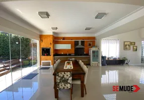 Foto 1 de Casa com 4 Quartos à venda, 359m² em Carvoeira, Florianópolis