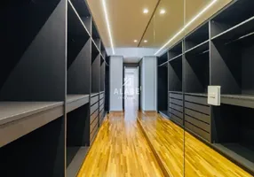 Foto 1 de Cobertura com 3 Quartos à venda, 280m² em Campo Belo, São Paulo