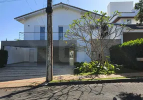 Foto 1 de Casa de Condomínio com 3 Quartos à venda, 300m² em Gávea Hill, Uberlândia