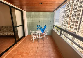 Foto 1 de Apartamento com 3 Quartos à venda, 99m² em Praia das Pitangueiras, Guarujá