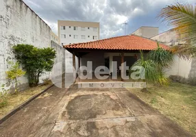 Foto 1 de Casa com 3 Quartos à venda, 136m² em Tubalina, Uberlândia