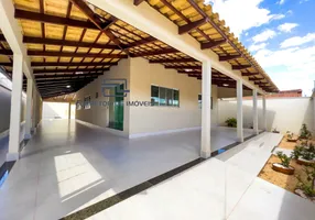 Foto 1 de Casa com 3 Quartos à venda, 200m² em Setor Cristina II, Trindade