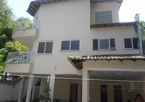 Foto 1 de Casa com 4 Quartos à venda, 120m² em Maceió, Niterói