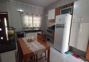 Foto 1 de Casa com 2 Quartos à venda, 120m² em Cabanagem, Belém