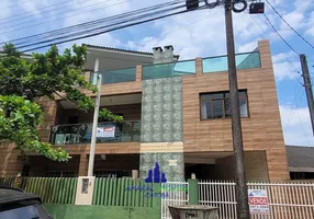 Foto 1 de Sobrado com 3 Quartos à venda, 139m² em Bom Retiro, Matinhos