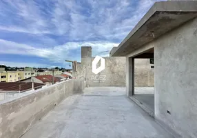 Foto 1 de Sobrado com 3 Quartos à venda, 147m² em Uberaba, Curitiba