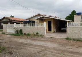 Foto 1 de Casa com 2 Quartos à venda, 60m² em Passagem do Maciambu, Palhoça