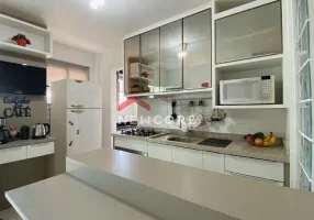 Foto 1 de Apartamento com 3 Quartos à venda, 84m² em Saguaçú, Joinville