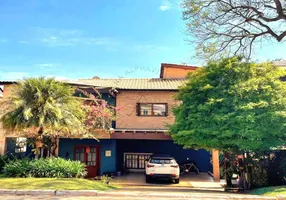 Foto 1 de Casa de Condomínio com 3 Quartos à venda, 450m² em Alphaville, Santana de Parnaíba