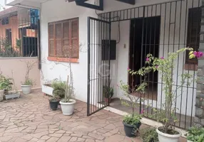 Foto 1 de Casa com 4 Quartos à venda, 209m² em Petrópolis, Porto Alegre