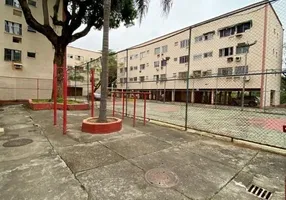 Foto 1 de Apartamento com 2 Quartos à venda, 44m² em Taquara, Rio de Janeiro