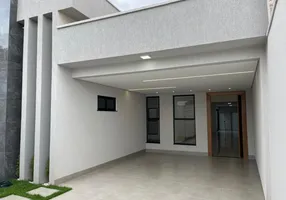 Foto 1 de Casa com 3 Quartos à venda, 158m² em Jardim Atlântico, Goiânia