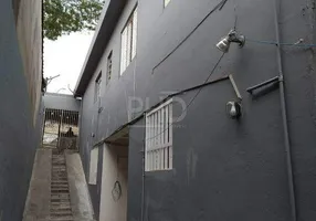 Foto 1 de Casa com 2 Quartos à venda, 405m² em Vila Curuçá, Santo André